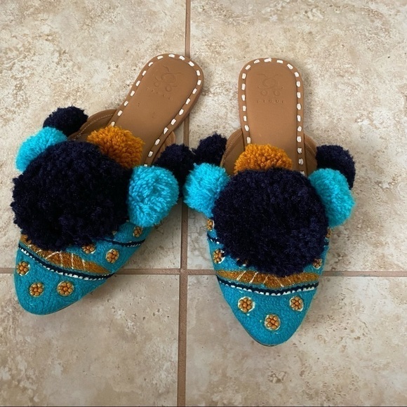 Figue x Free people Patterned Embroidered Accent Mules size 6 - Picture 8 of 8